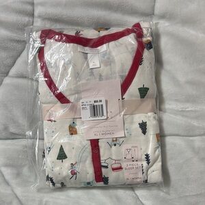 Cozy ladies XL 2 piece PJ set. Winter pattern. BNWT